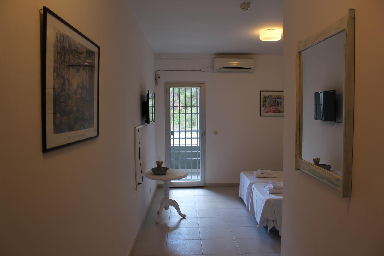 Hostal La Torre Almunecar Exterior foto
